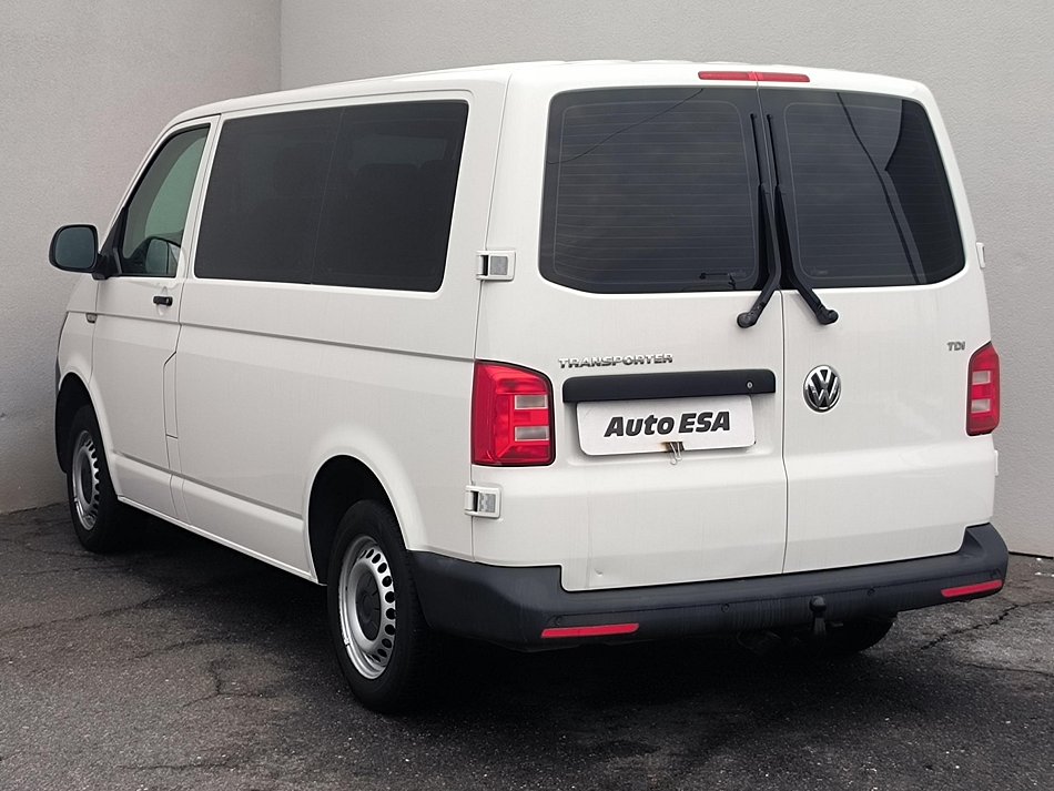 Volkswagen Transporter 2.0TDi  9míst