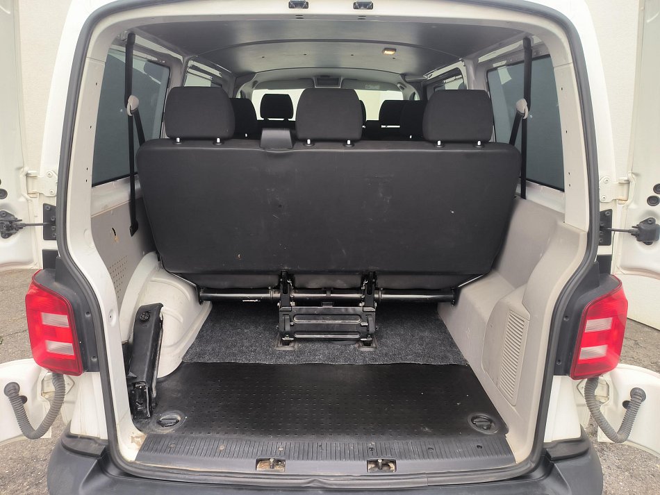 Volkswagen Transporter 2.0TDi  9míst