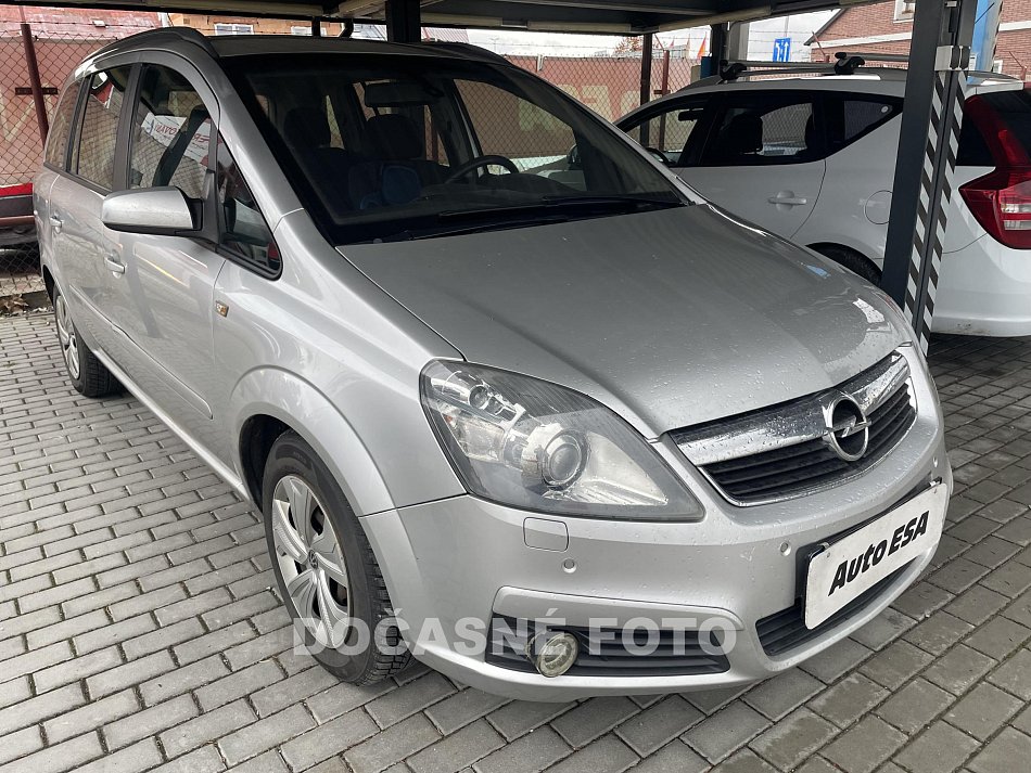 Opel Zafira 1.8 16V  7míst