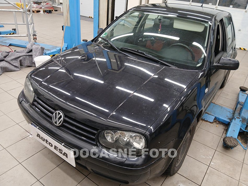 Volkswagen Golf 1.6 