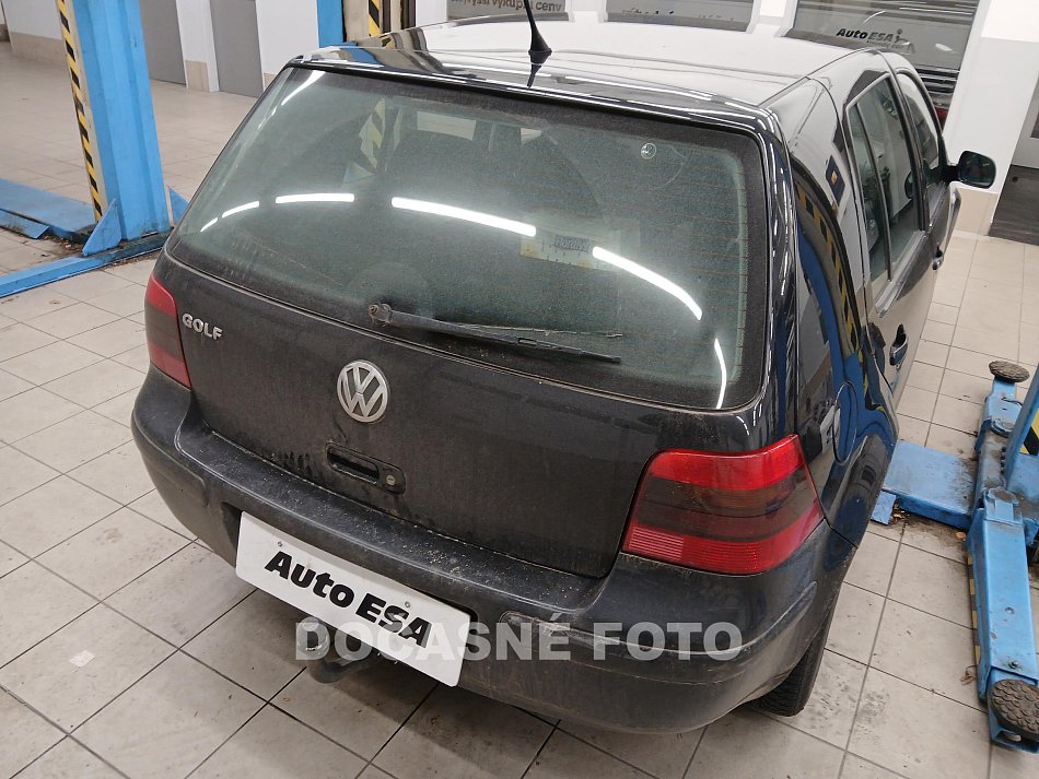 Volkswagen Golf 1.6 