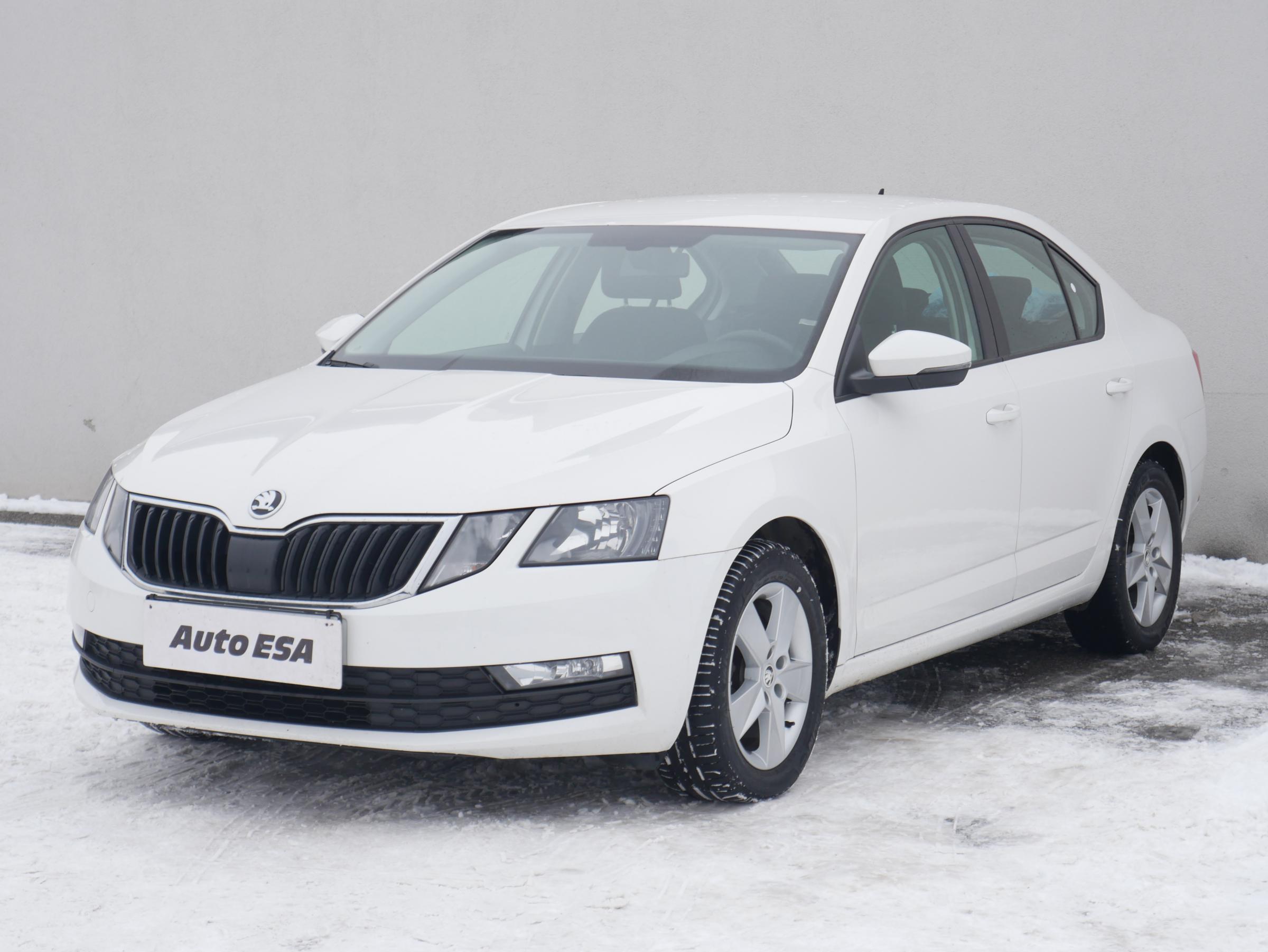 Škoda Octavia III, 2019 - pohled č. 3