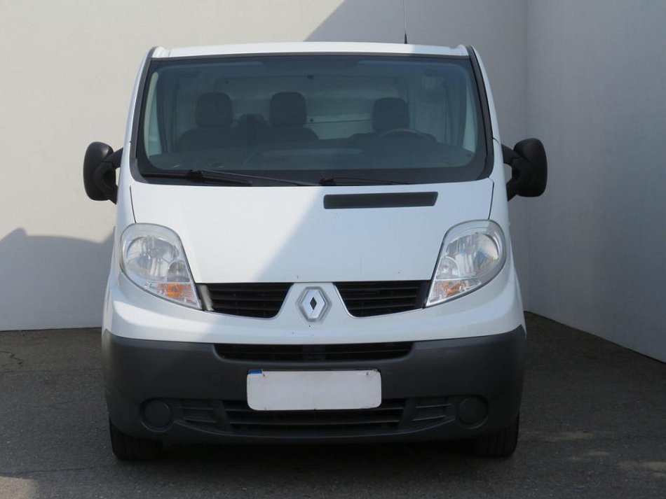 Renault Trafic 2.5 DCi 