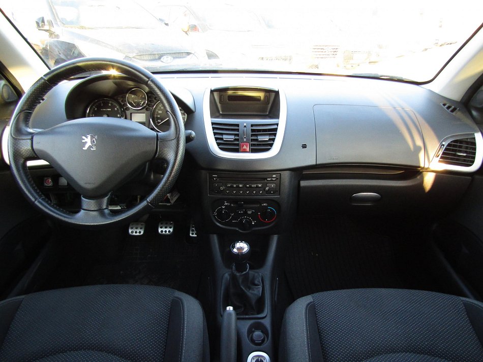 Peugeot 206 1.4i 