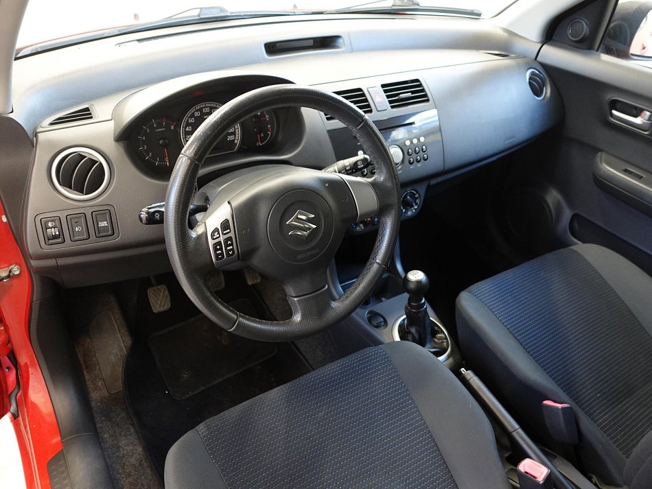 Suzuki Swift 1.4i 