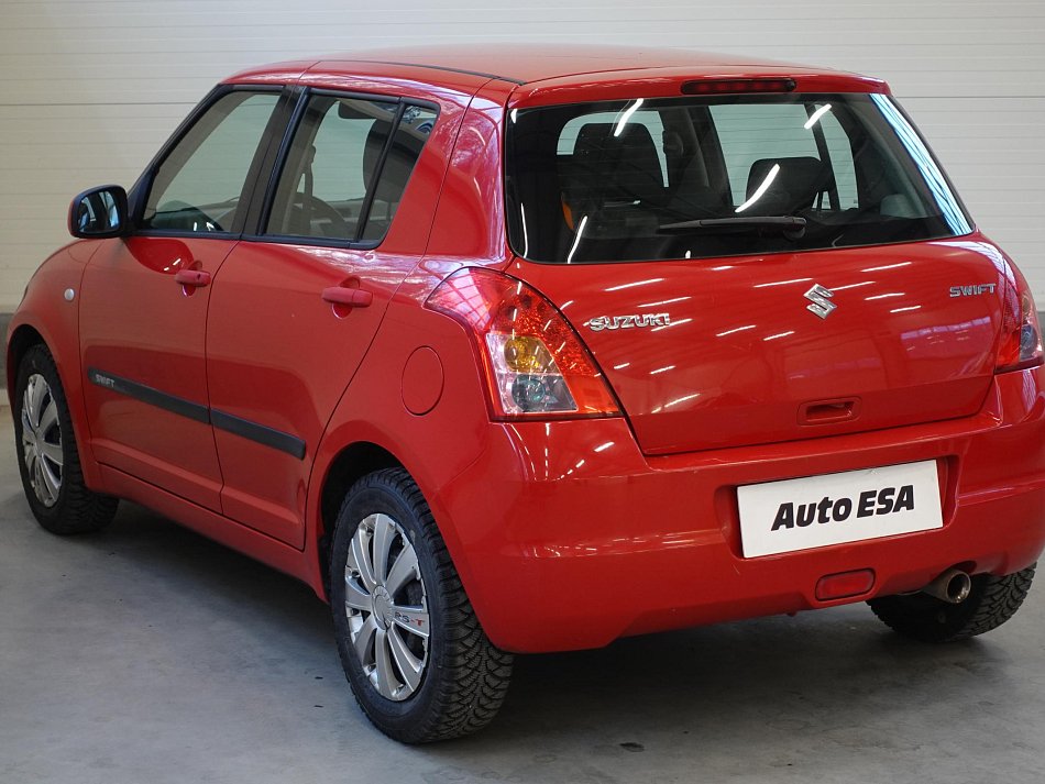 Suzuki Swift 1.4i 