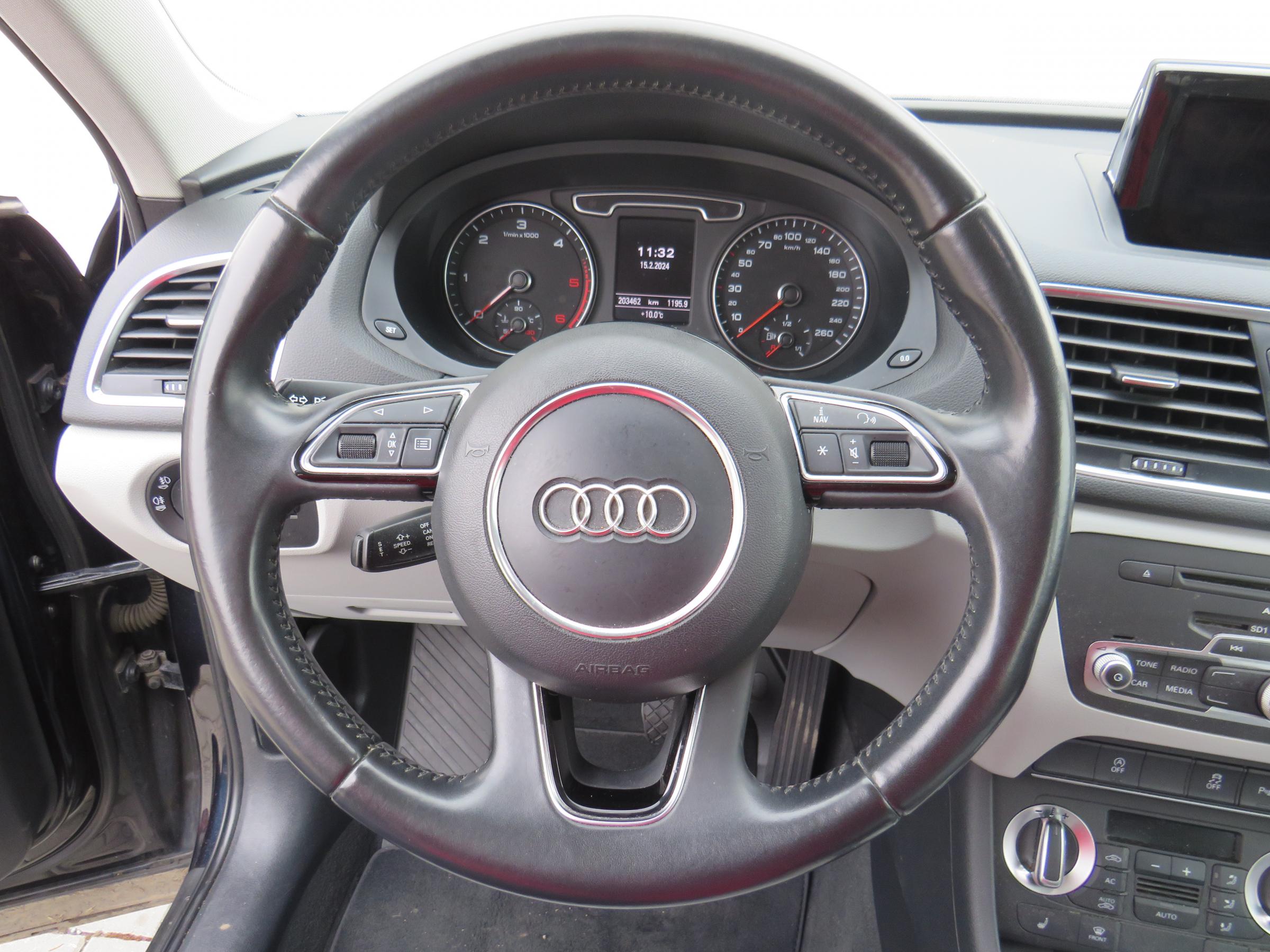 Audi Q3, 2012 - pohled č. 14