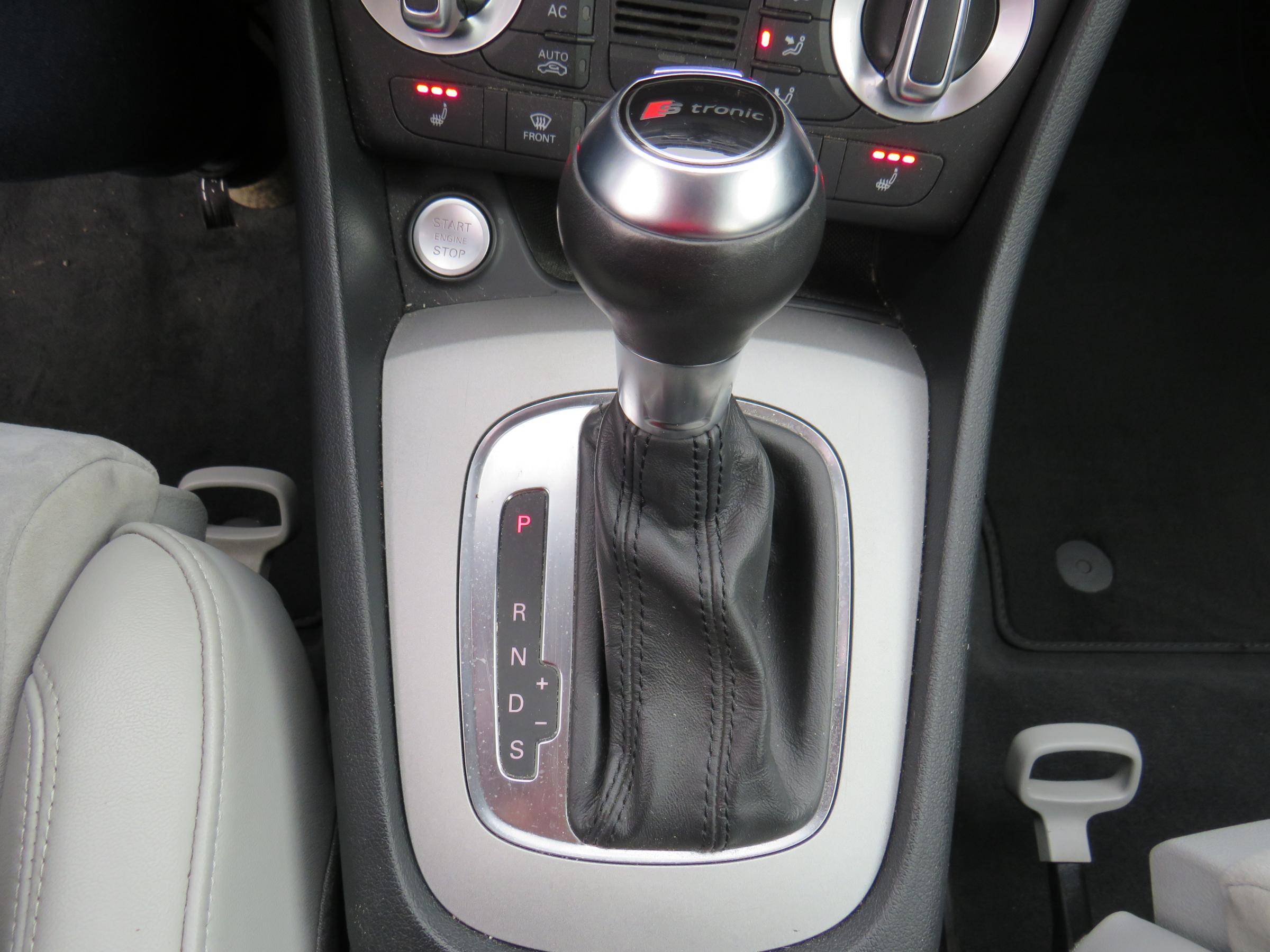 Audi Q3, 2012 - pohled č. 20