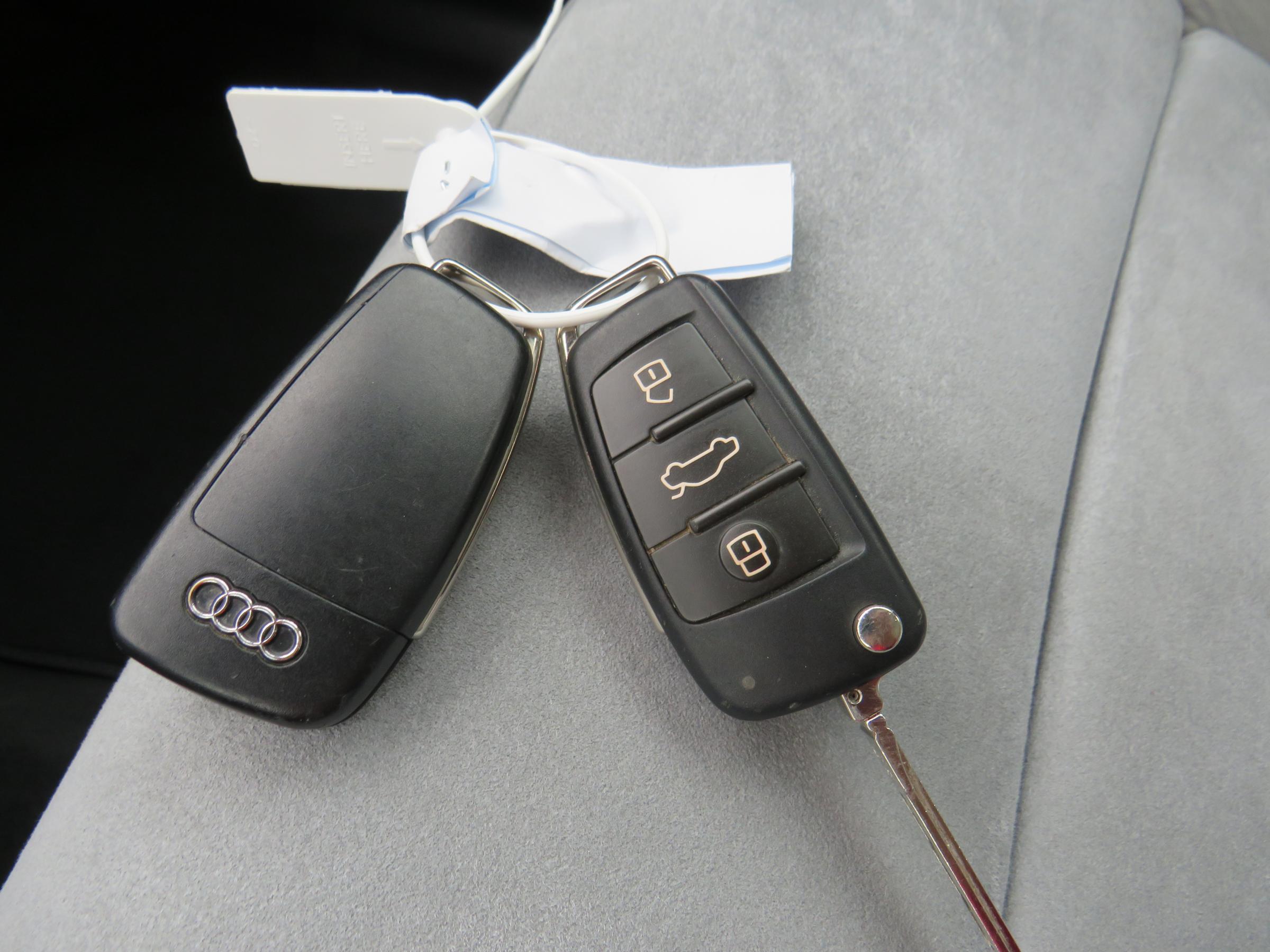 Audi Q3, 2012 - pohled č. 21