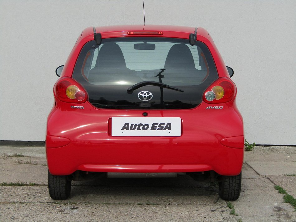 Toyota Aygo 1.0i 