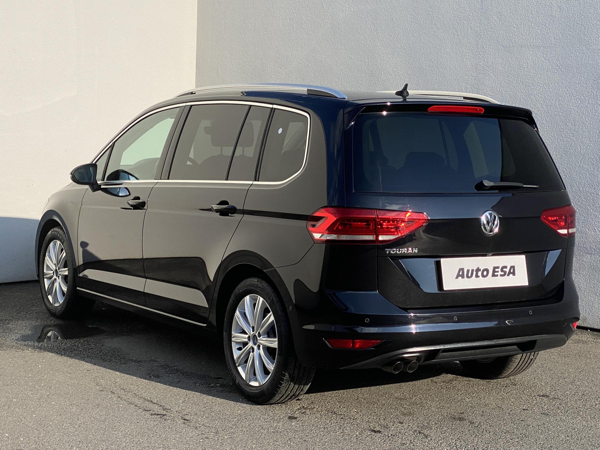 Volkswagen Touran, 2016 - pohled č. 6