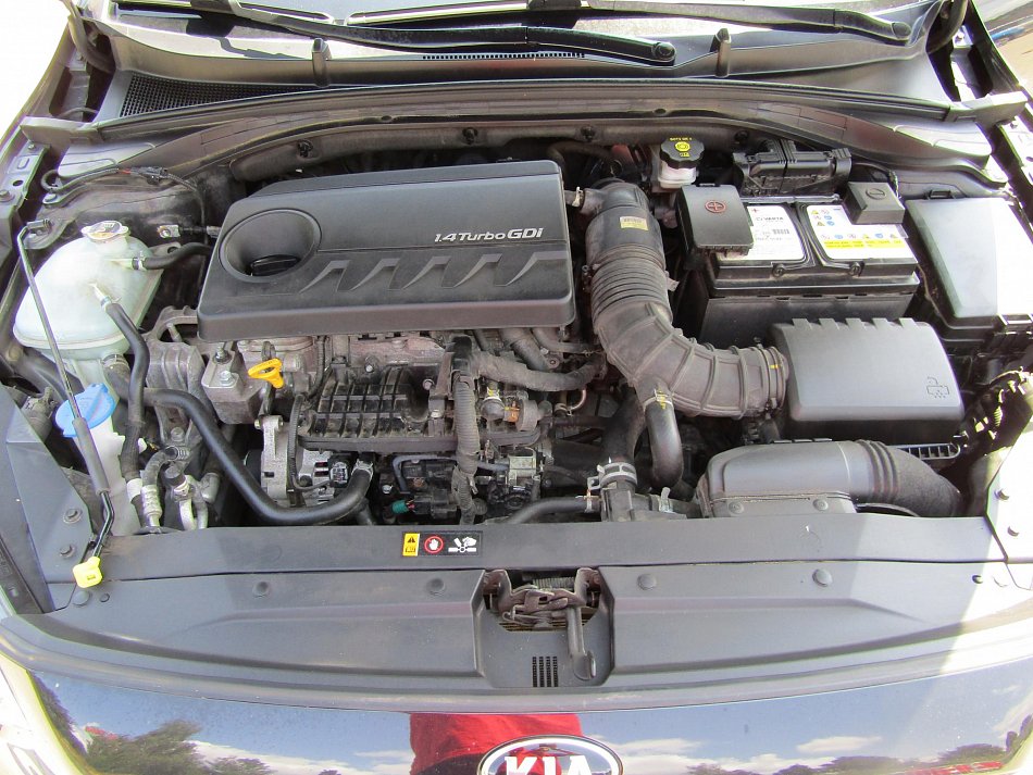 Kia Ceed 1.4 F-GDI 