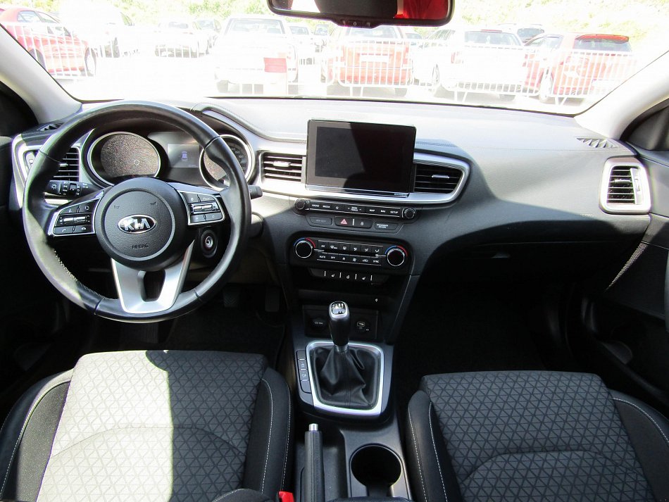 Kia Ceed 1.4 F-GDI 