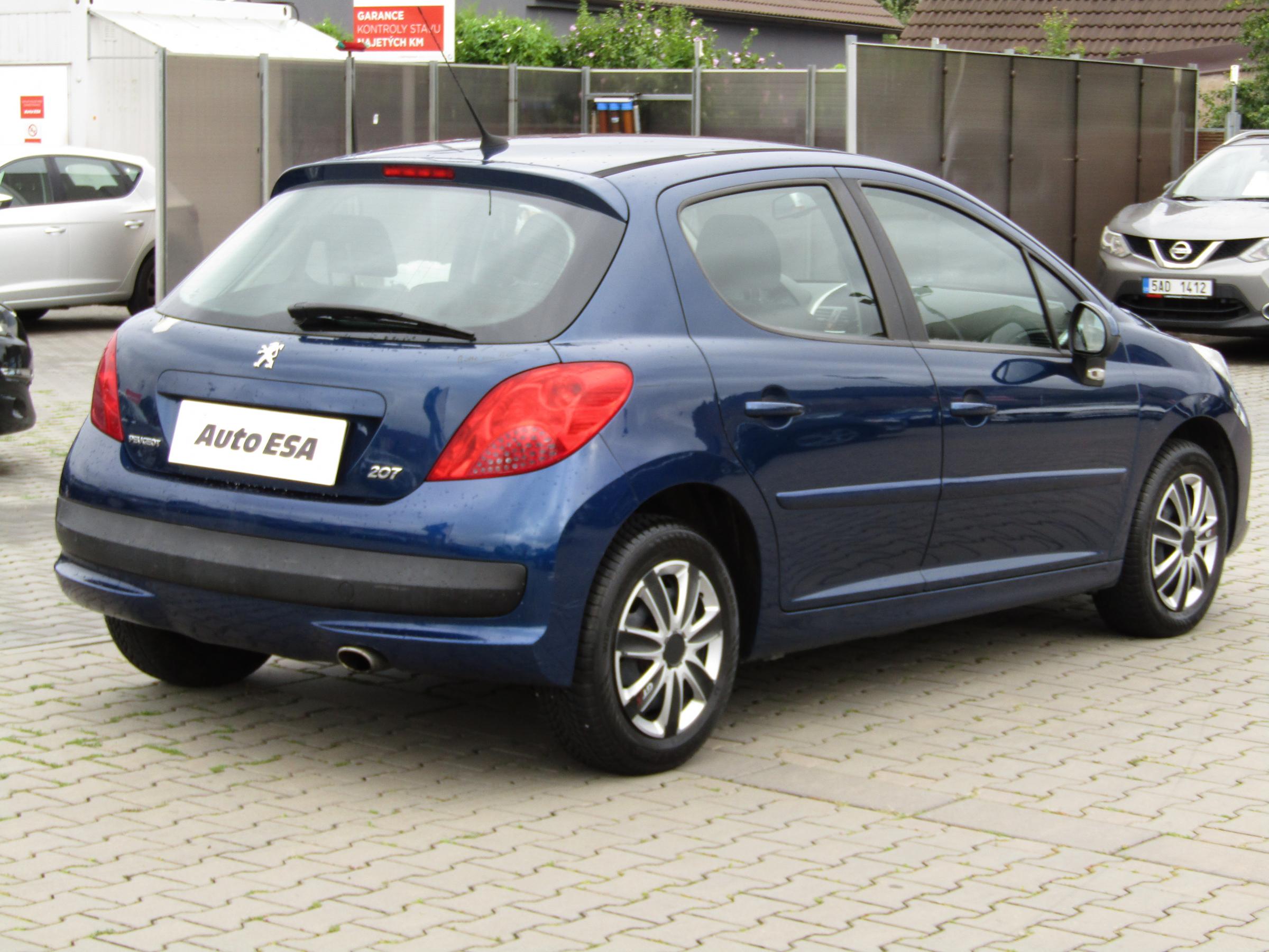 Peugeot 207, 2007 - pohled č. 4