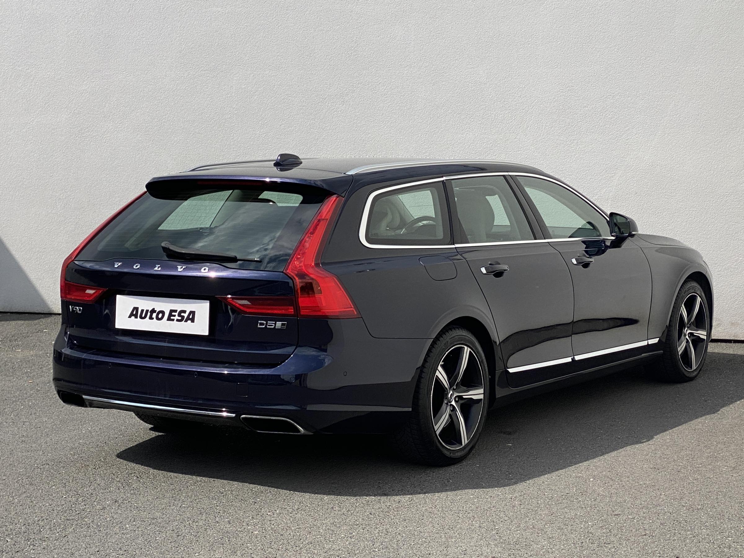 Volvo V90, 2016 - pohled č. 4