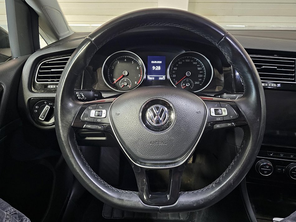 Volkswagen Golf 1.5TSi 