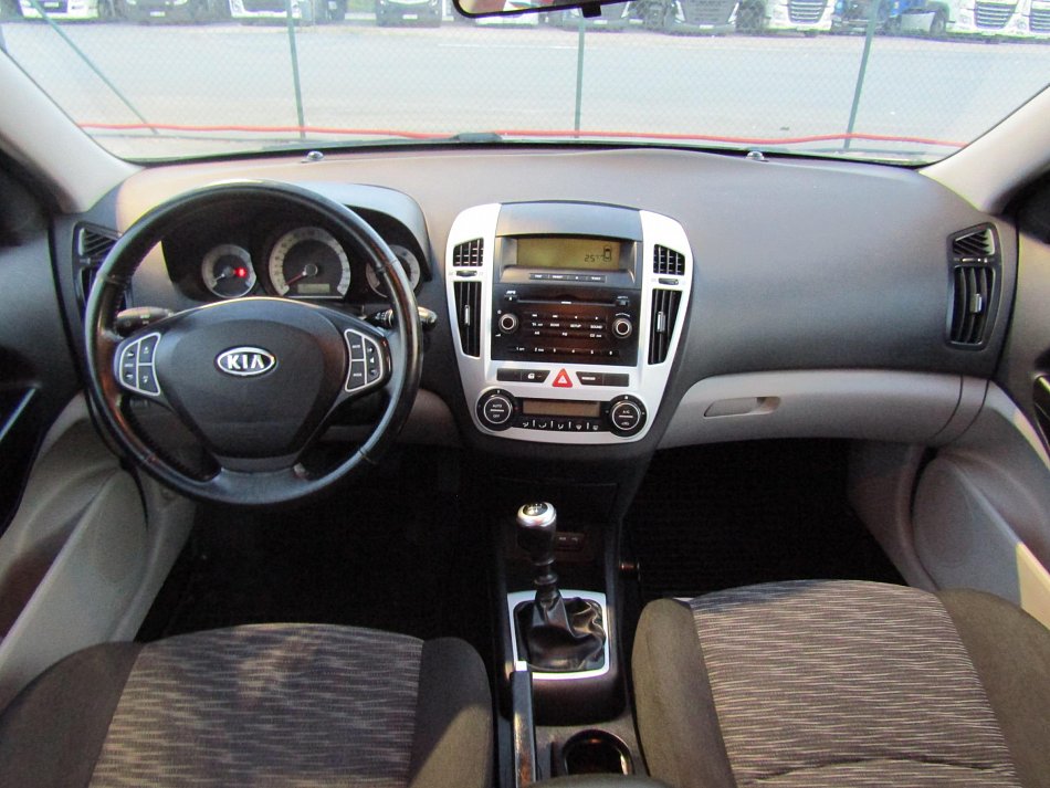 Kia Ceed 1.4i 