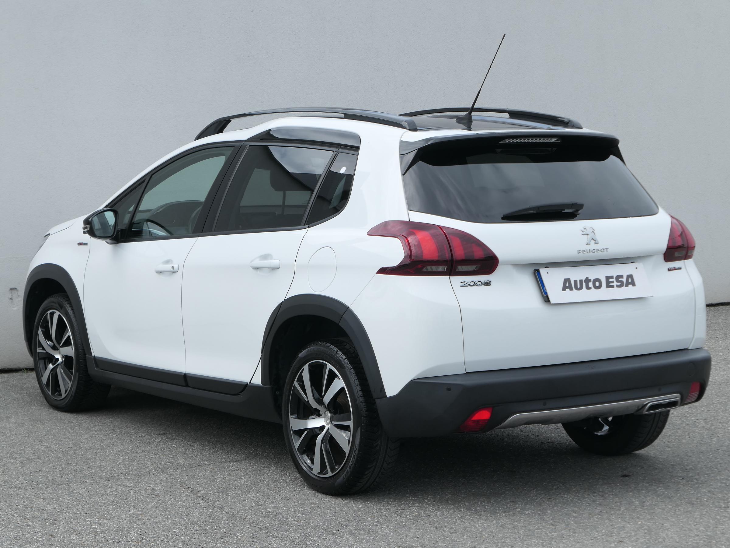 Peugeot 2008, 2017 - pohled č. 6