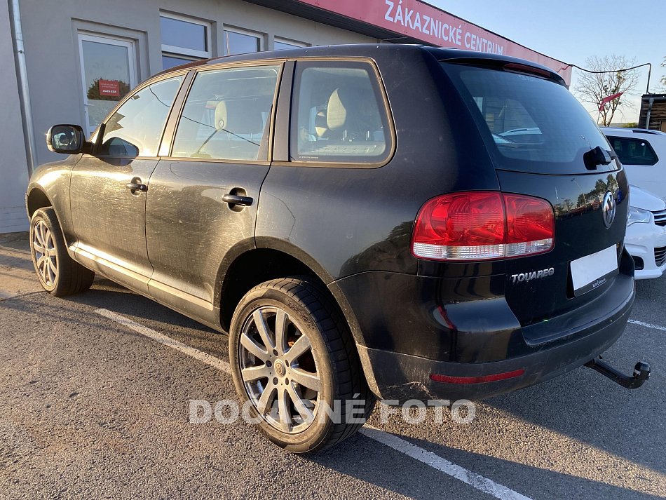 Volkswagen Touareg 3.2i 