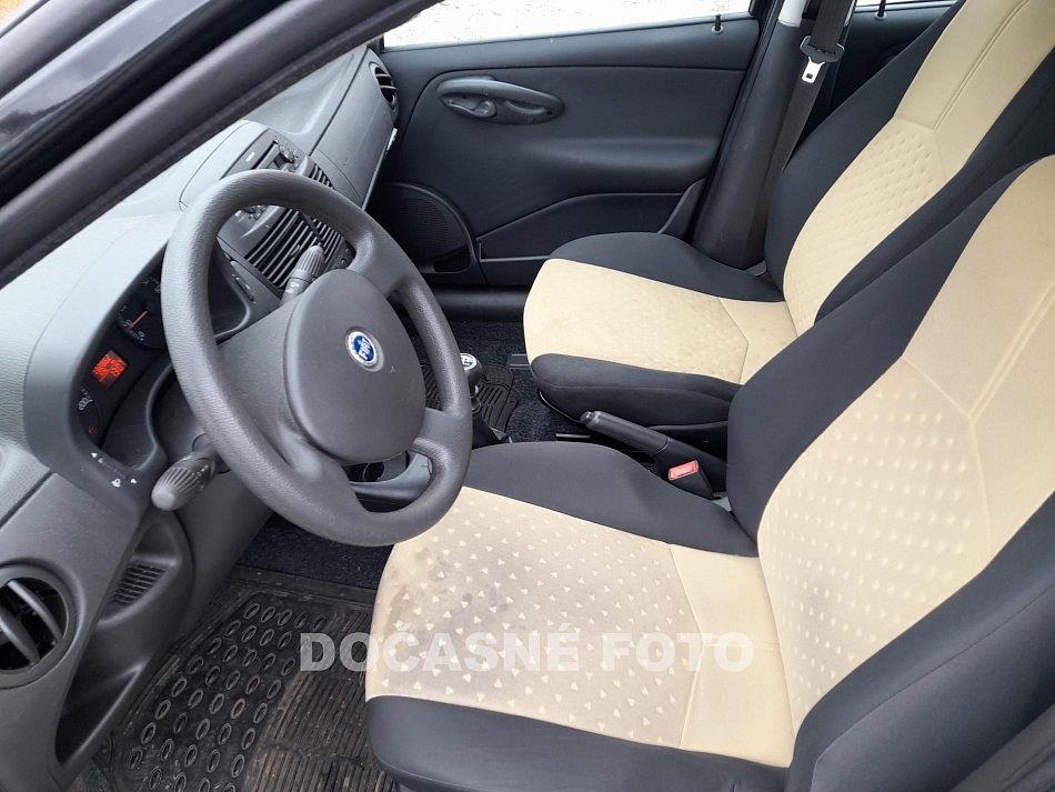 Fiat Punto 1.2i 