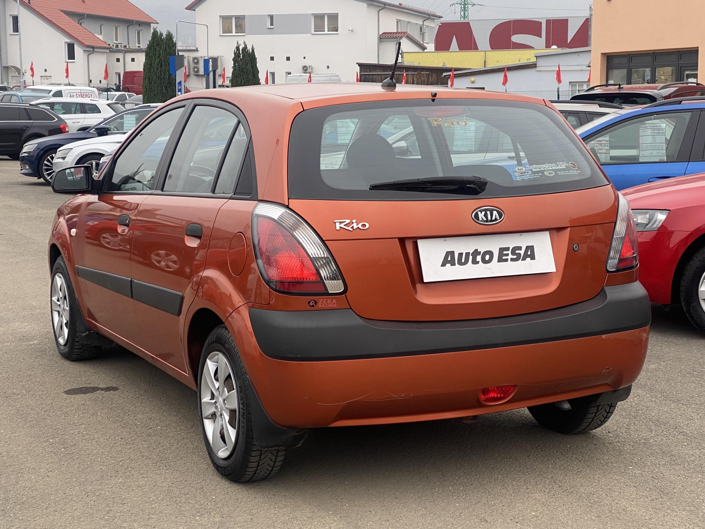 Kia Rio, 2008 - pohled č. 4