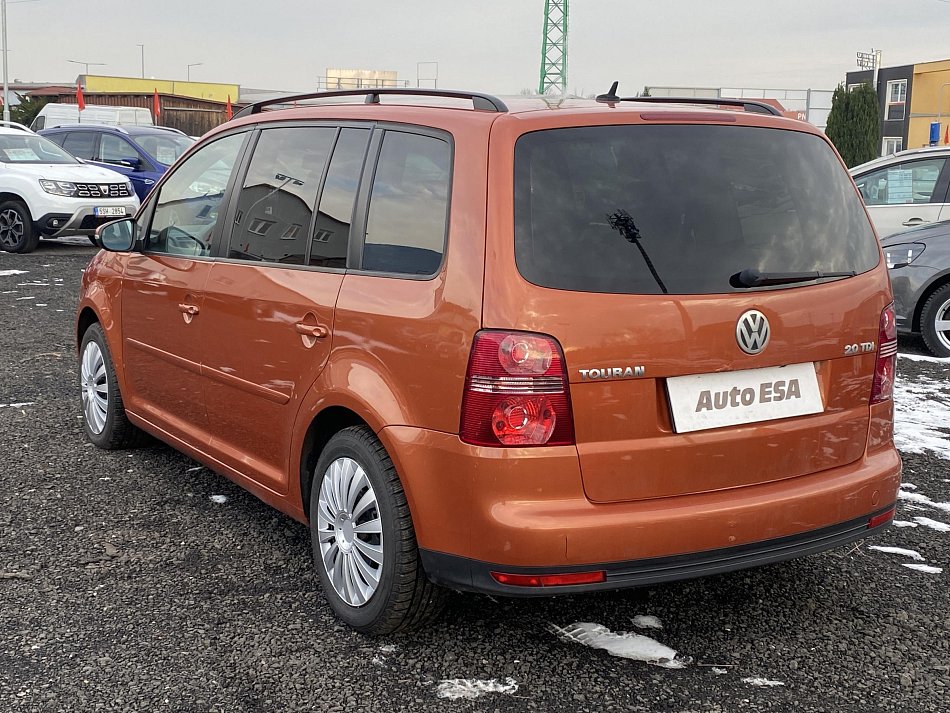 Volkswagen Touran 2.0TDi 