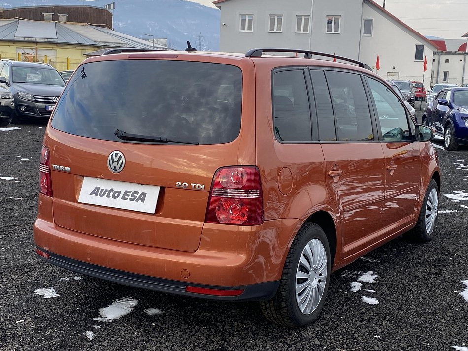 Volkswagen Touran 2.0TDi 