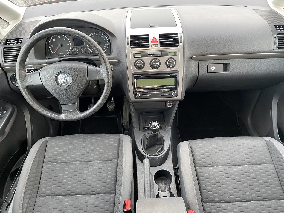 Volkswagen Touran 2.0TDi 