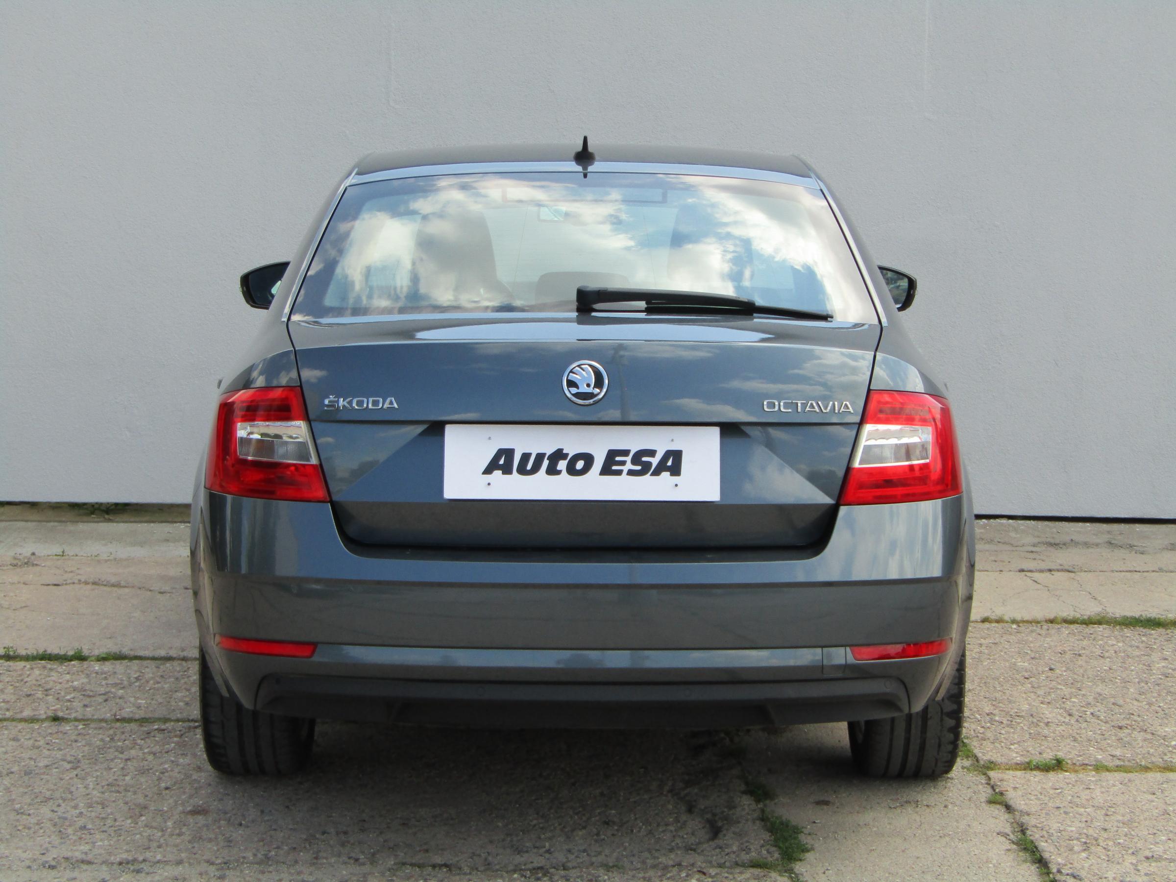 Škoda Octavia III, 2015 - pohled č. 5