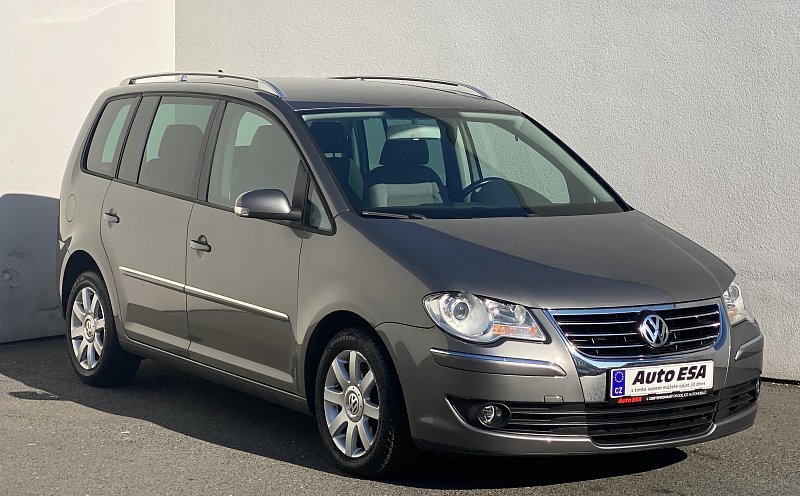 Volkswagen Touran 2.0 TDi Highline