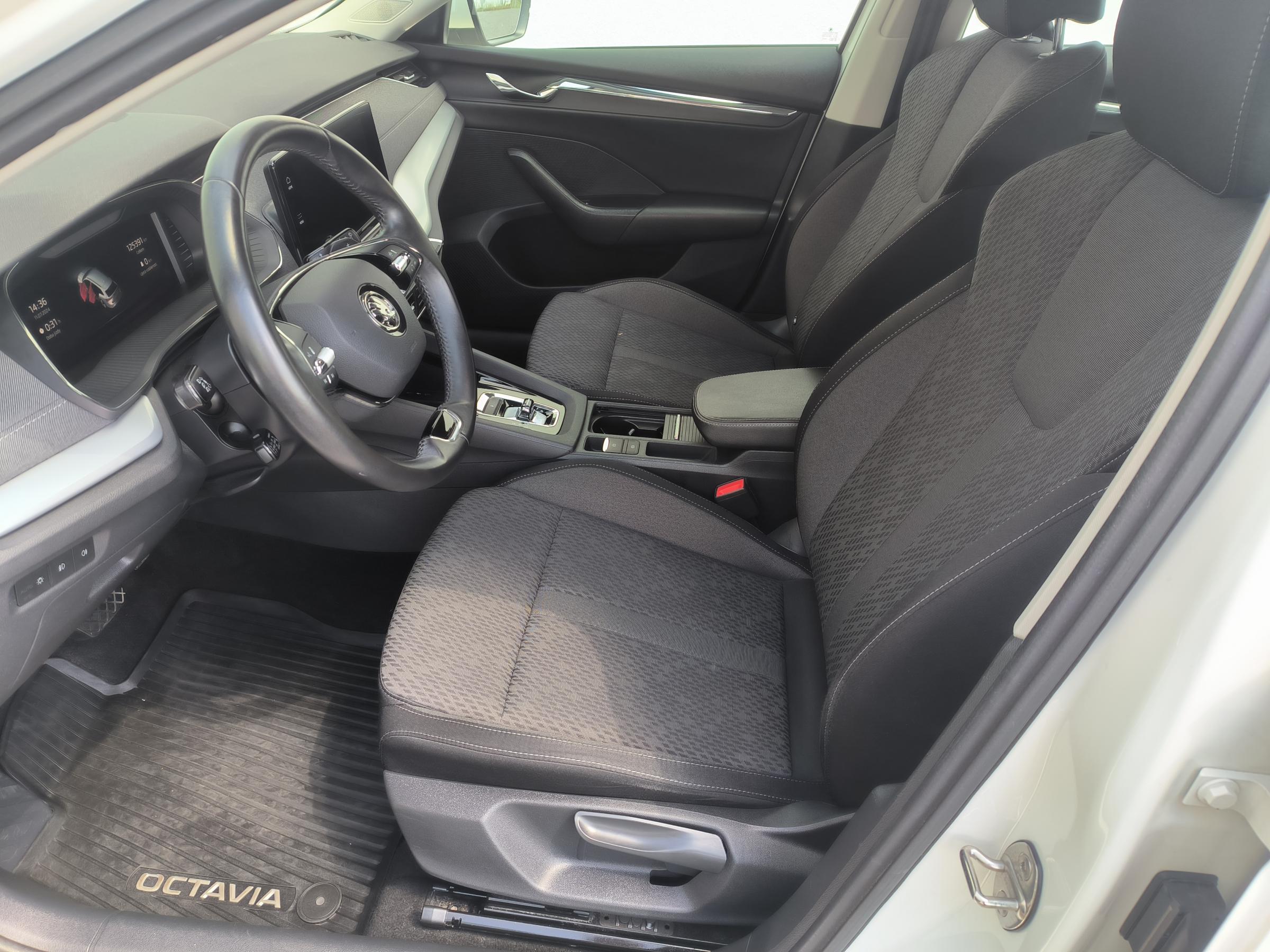 Škoda Octavia IV, 2020 - pohled č. 11