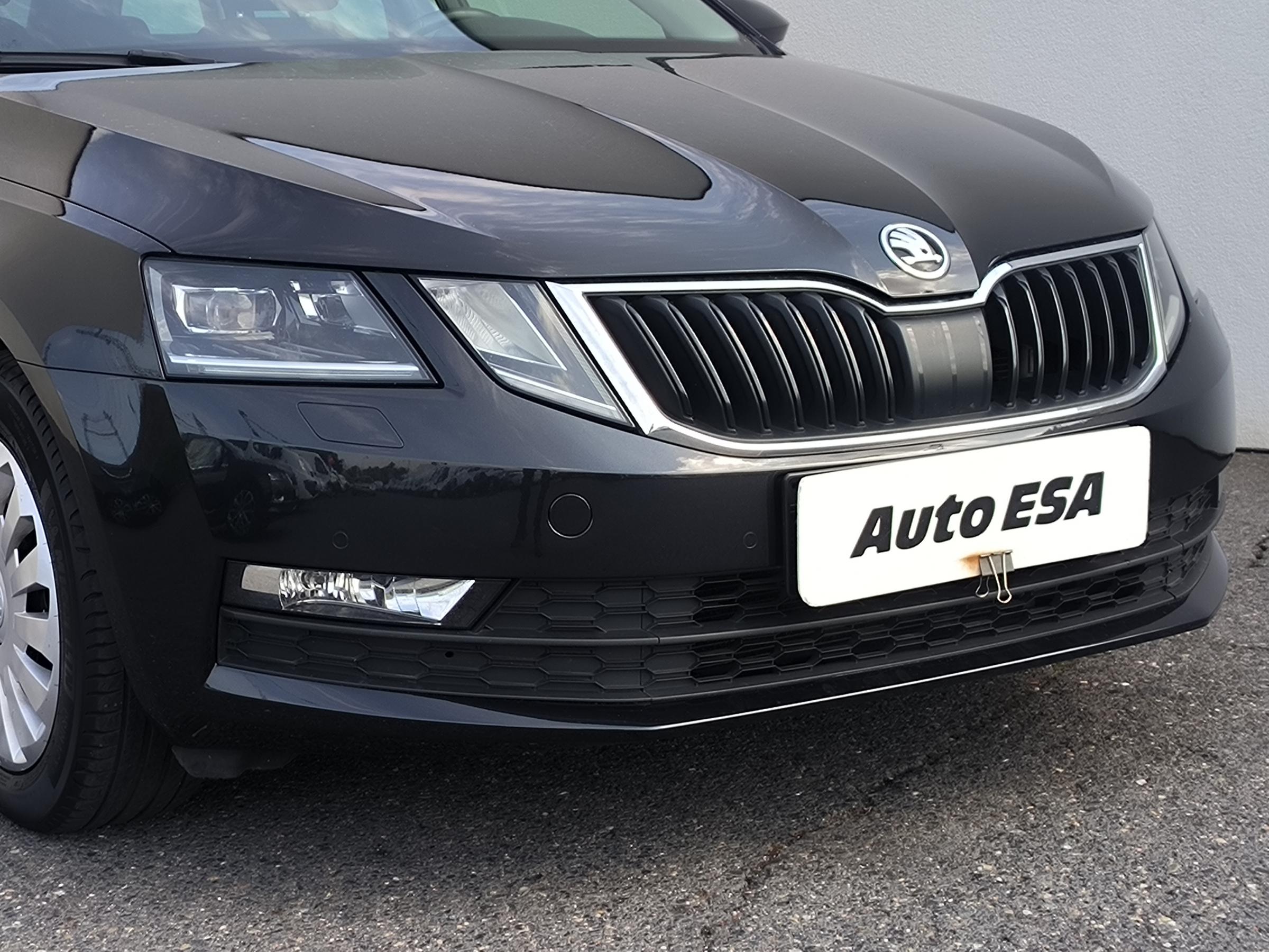 Škoda Octavia III, 2019 - pohled č. 25