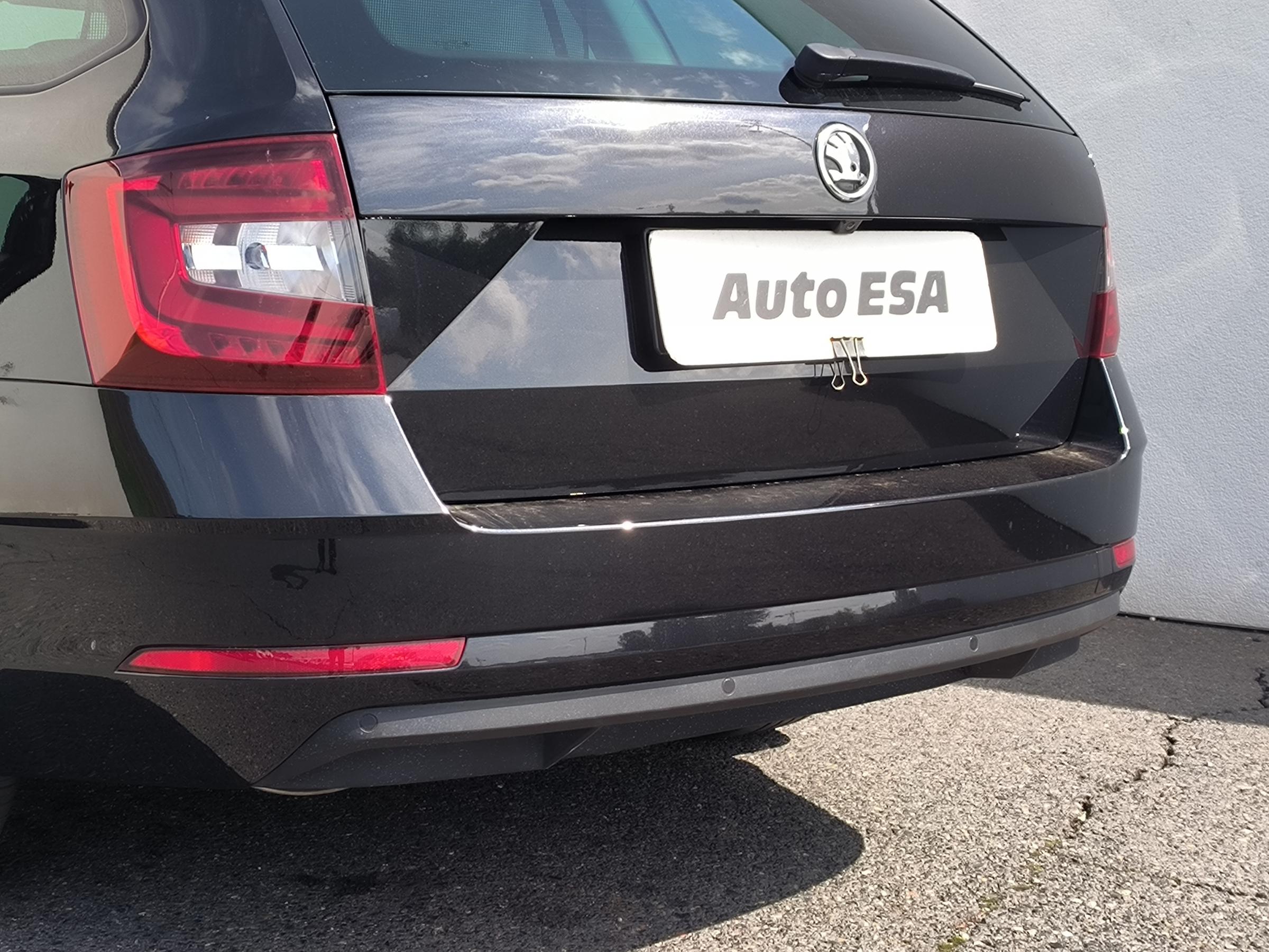 Škoda Octavia III, 2019 - pohled č. 26