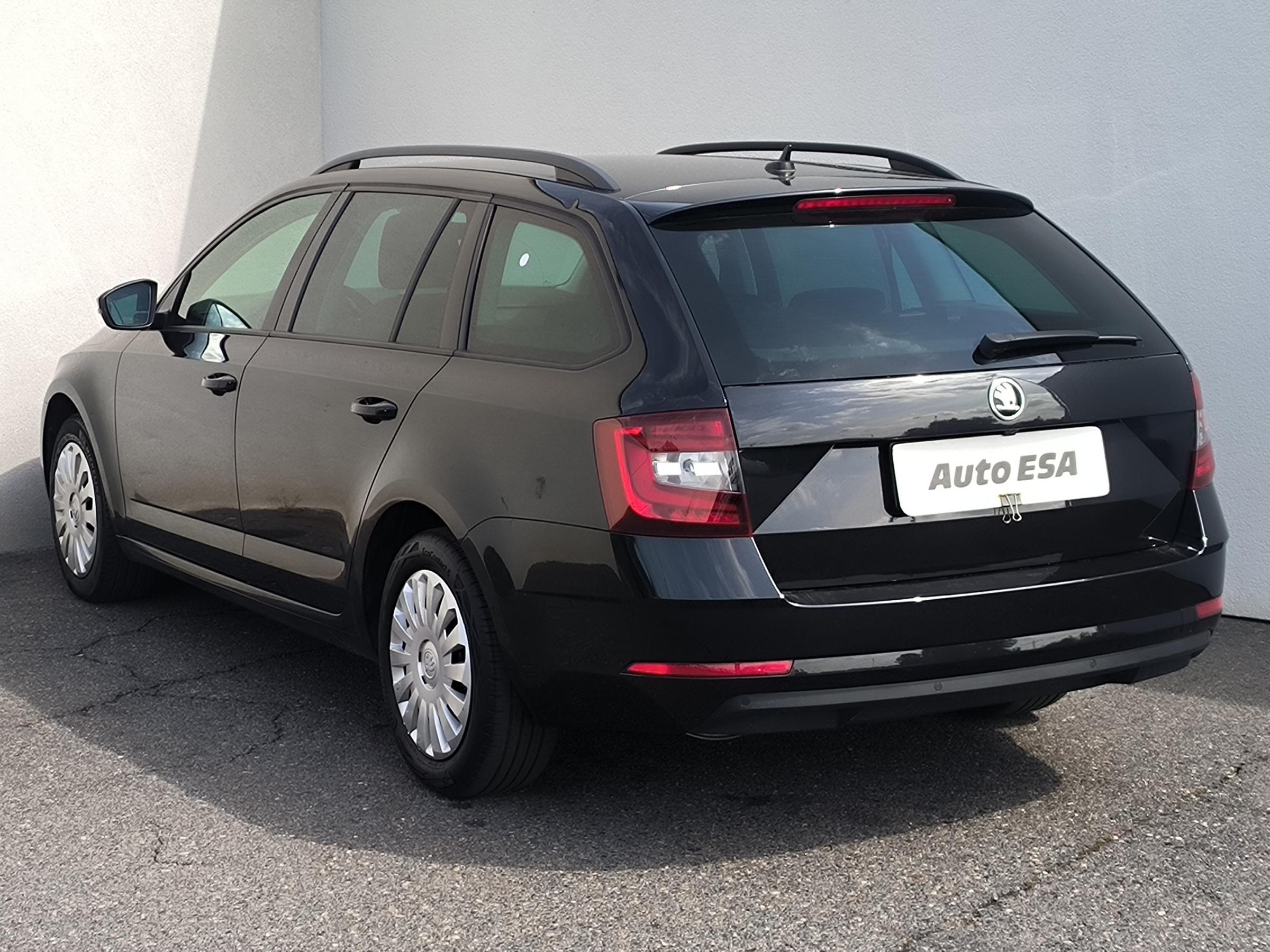 Škoda Octavia III, 2019 - pohled č. 6