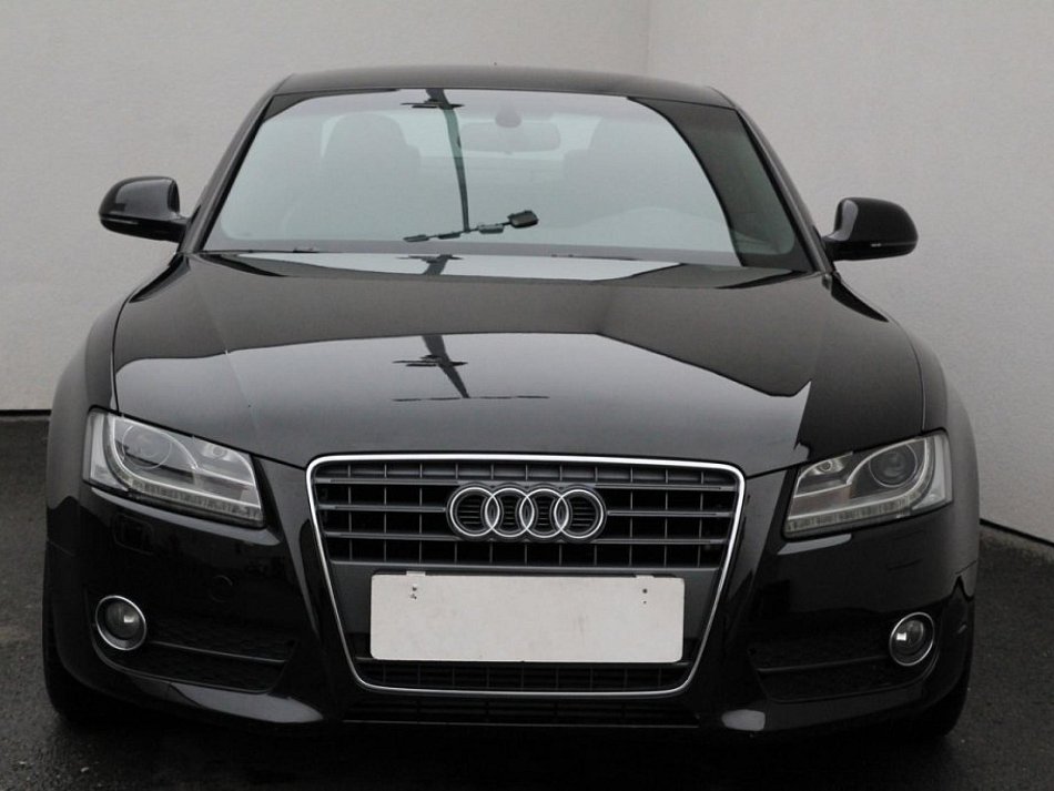 Audi A5 2.0 TDi 