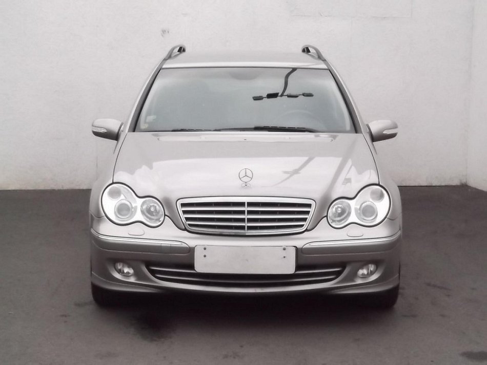 Mercedes-Benz Třída C 2.2CDi  C200cdi