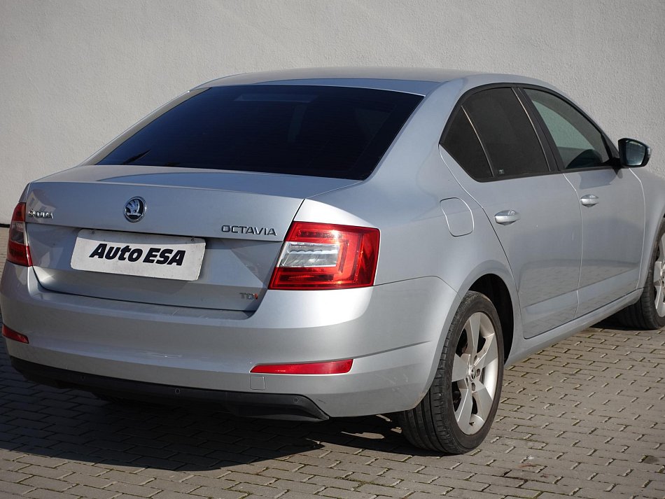 Škoda Octavia III 2.0TDi Elegance