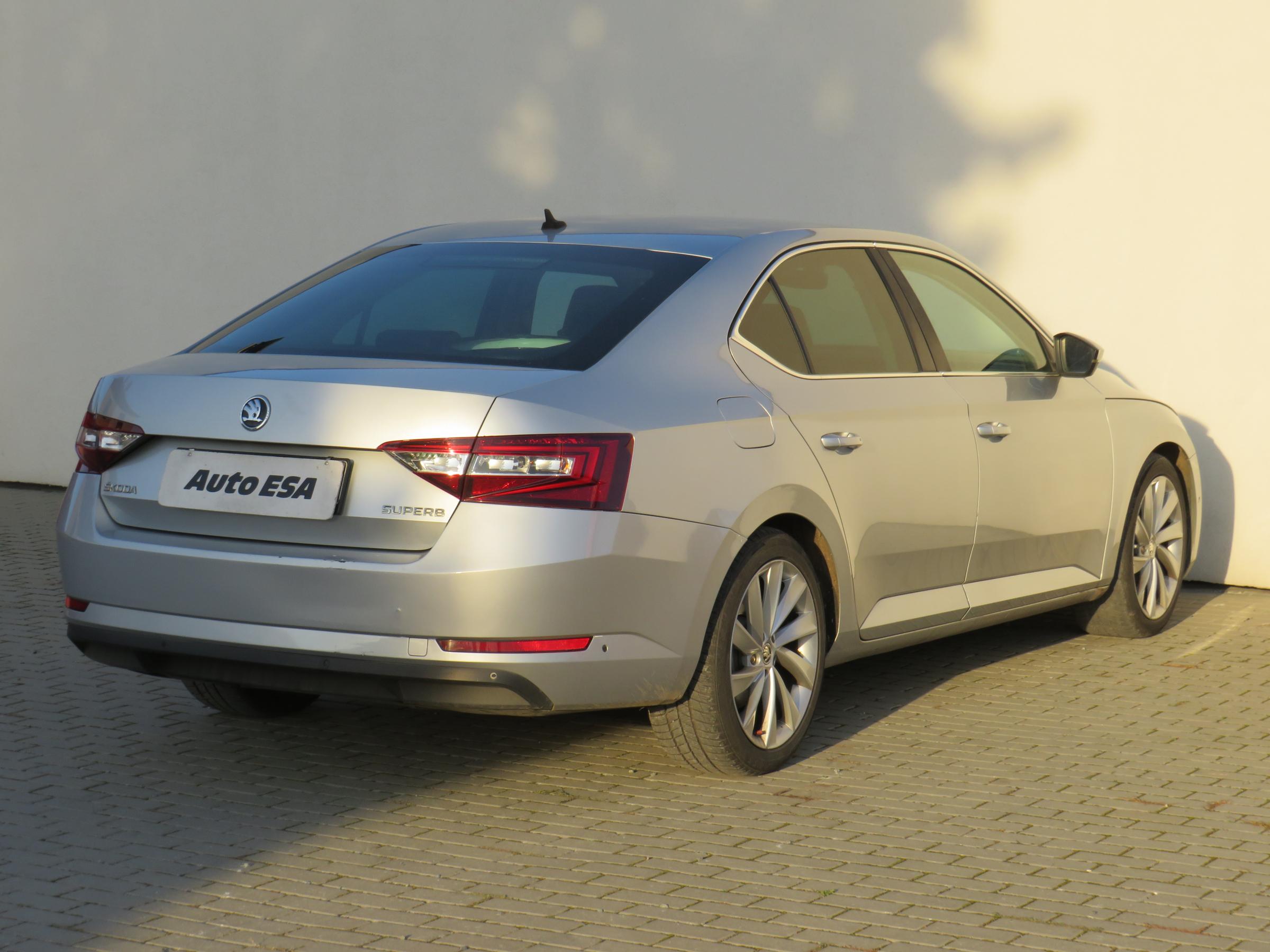 Škoda Superb III, 2015 - pohled č. 4