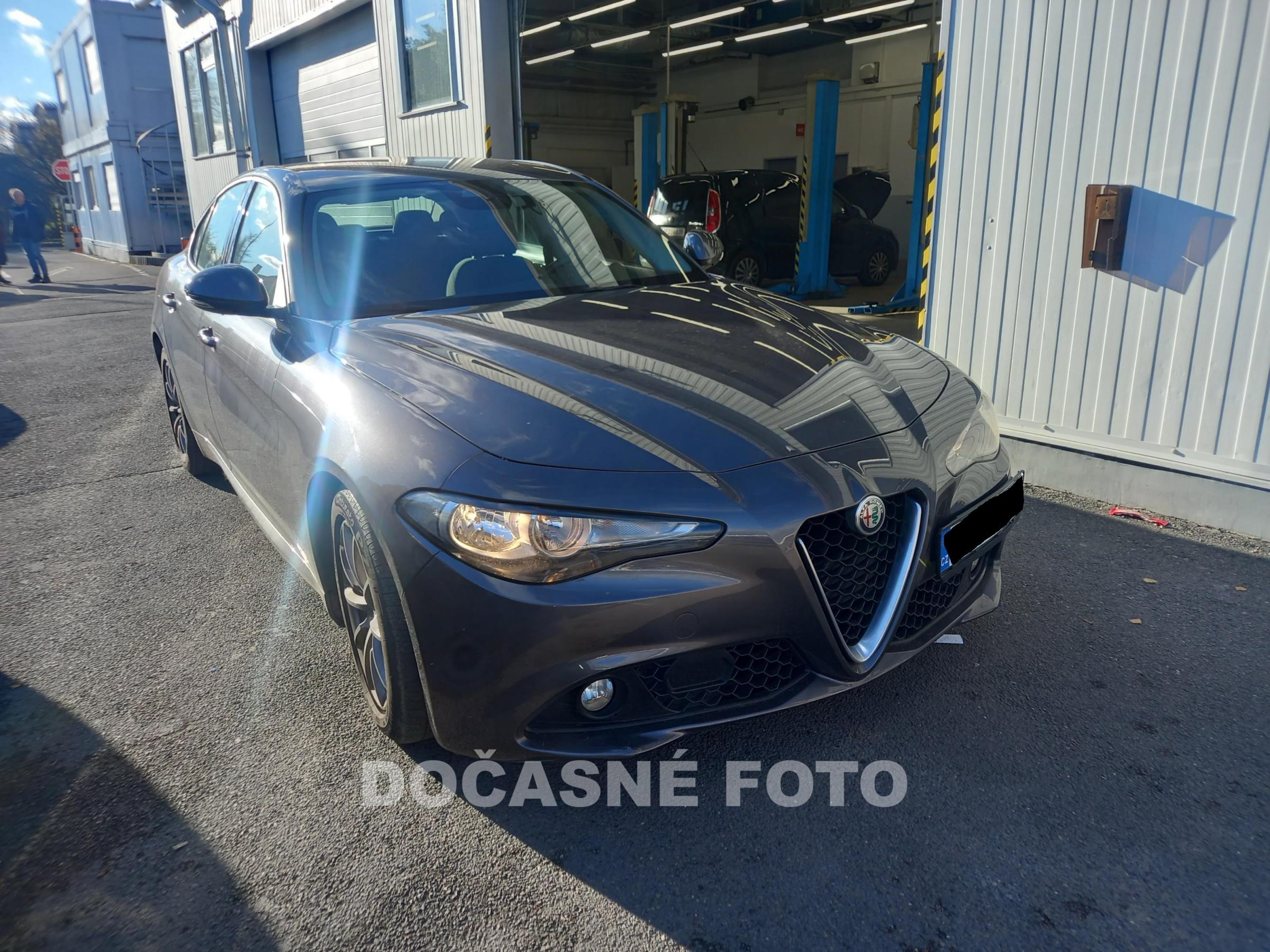 Alfa Romeo Giulia, 2017