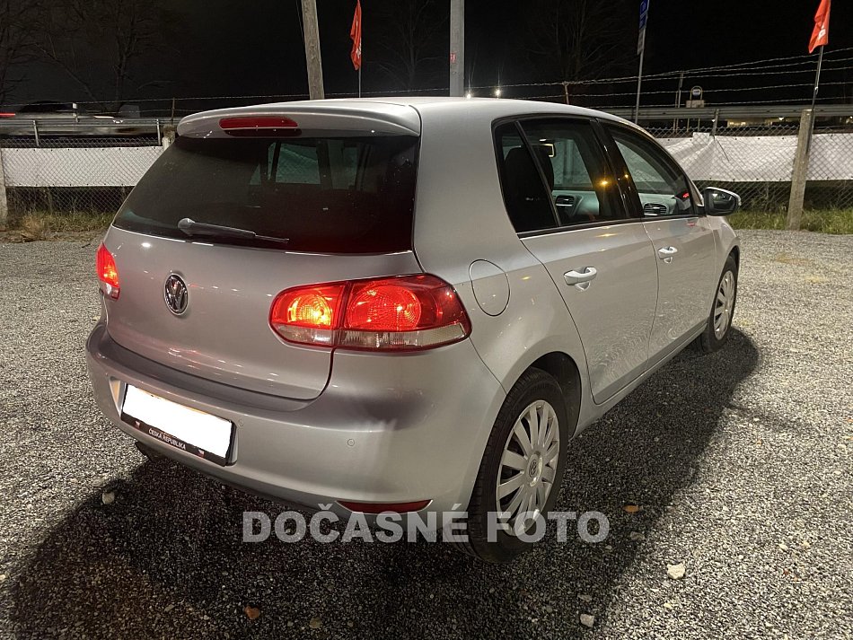 Volkswagen Golf 1.4 tsi 