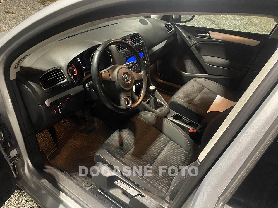 Volkswagen Golf 1.4 tsi 