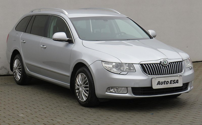 Škoda Superb II 2.0 TDi Elegance