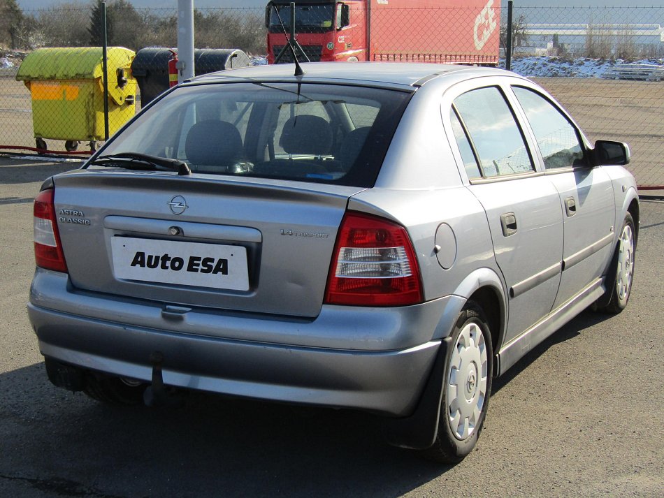 Opel Astra 1.4i 