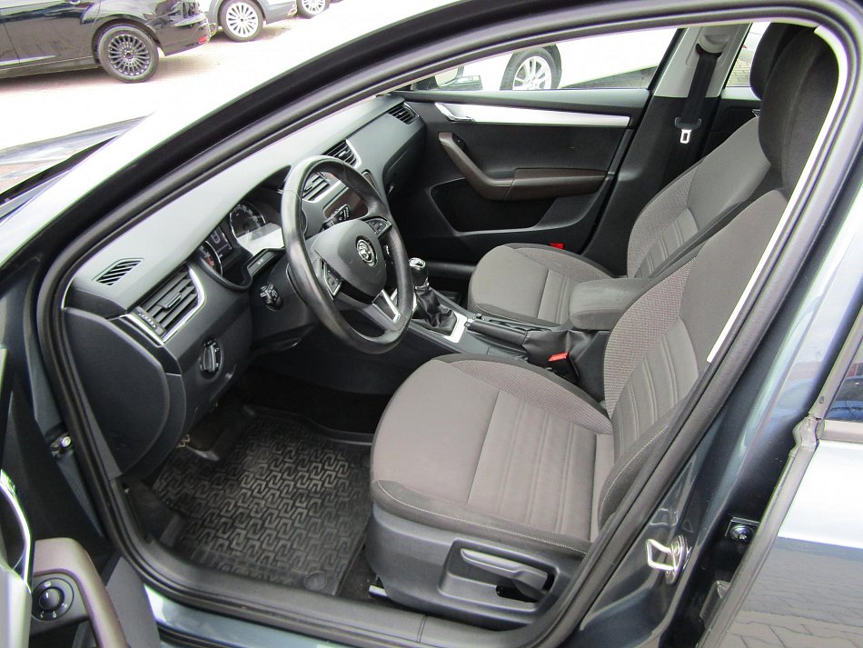 Škoda Octavia III 2.0 TDi Ambiente