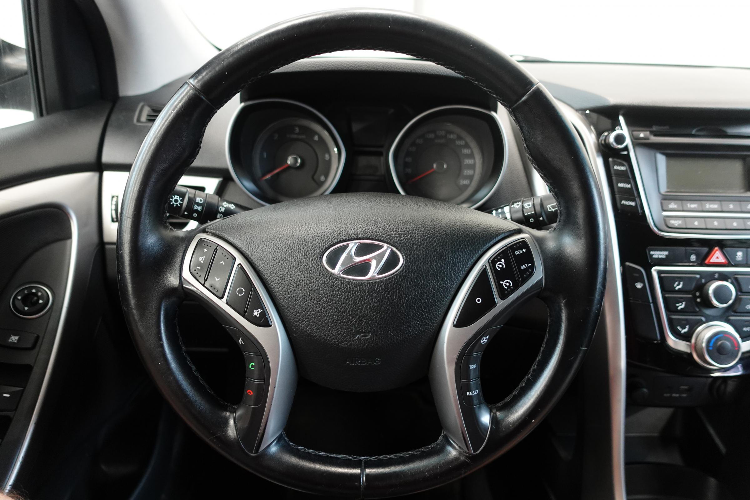 Hyundai i30, 2016 - pohled č. 15