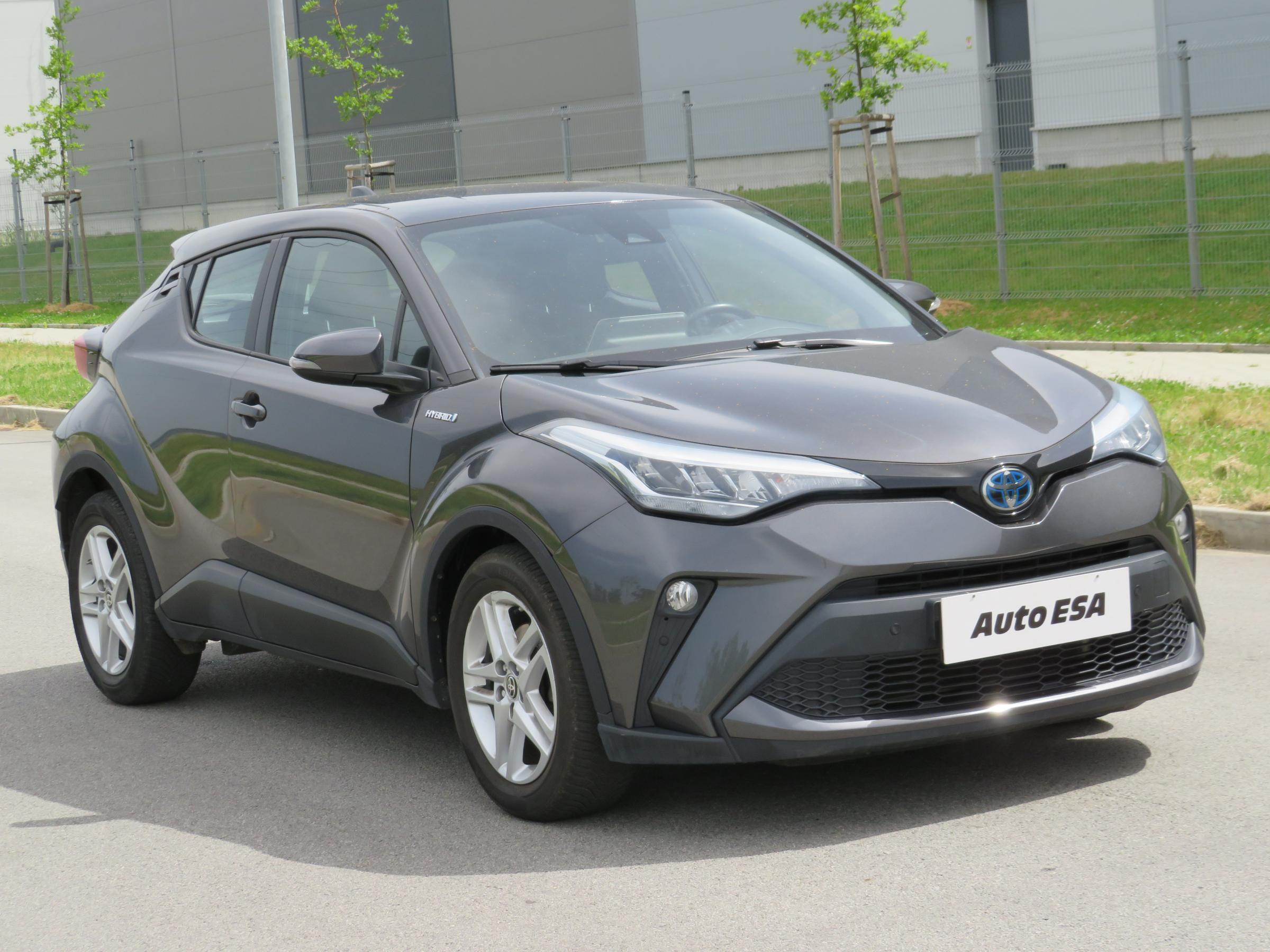 Toyota C-HR, 2021 - pohled č. 1