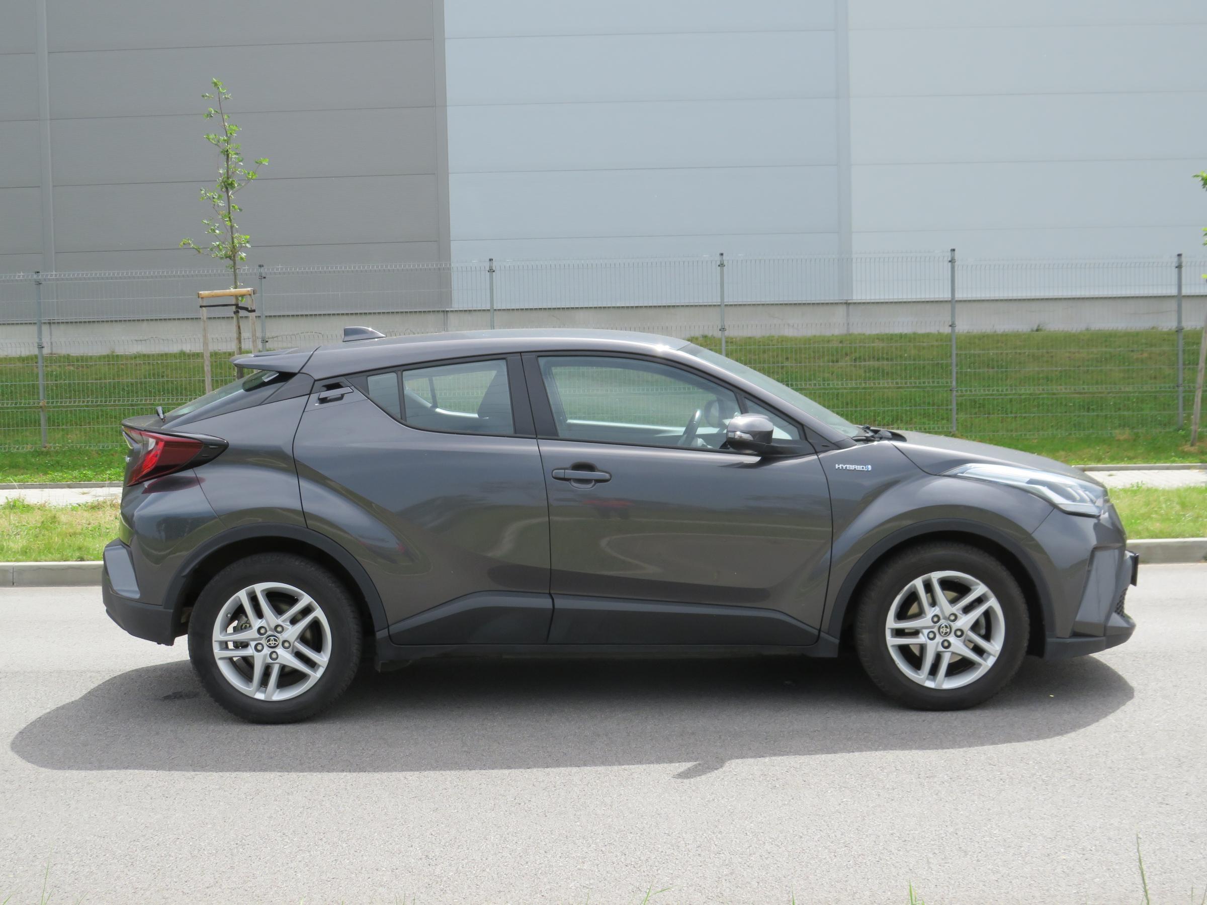 Toyota C-HR, 2021 - pohled č. 4