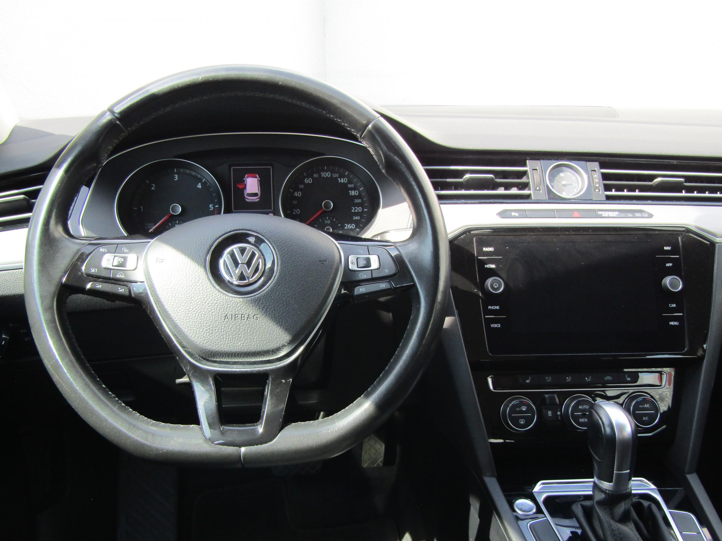 Volkswagen Passat, 2017 - pohled č. 20