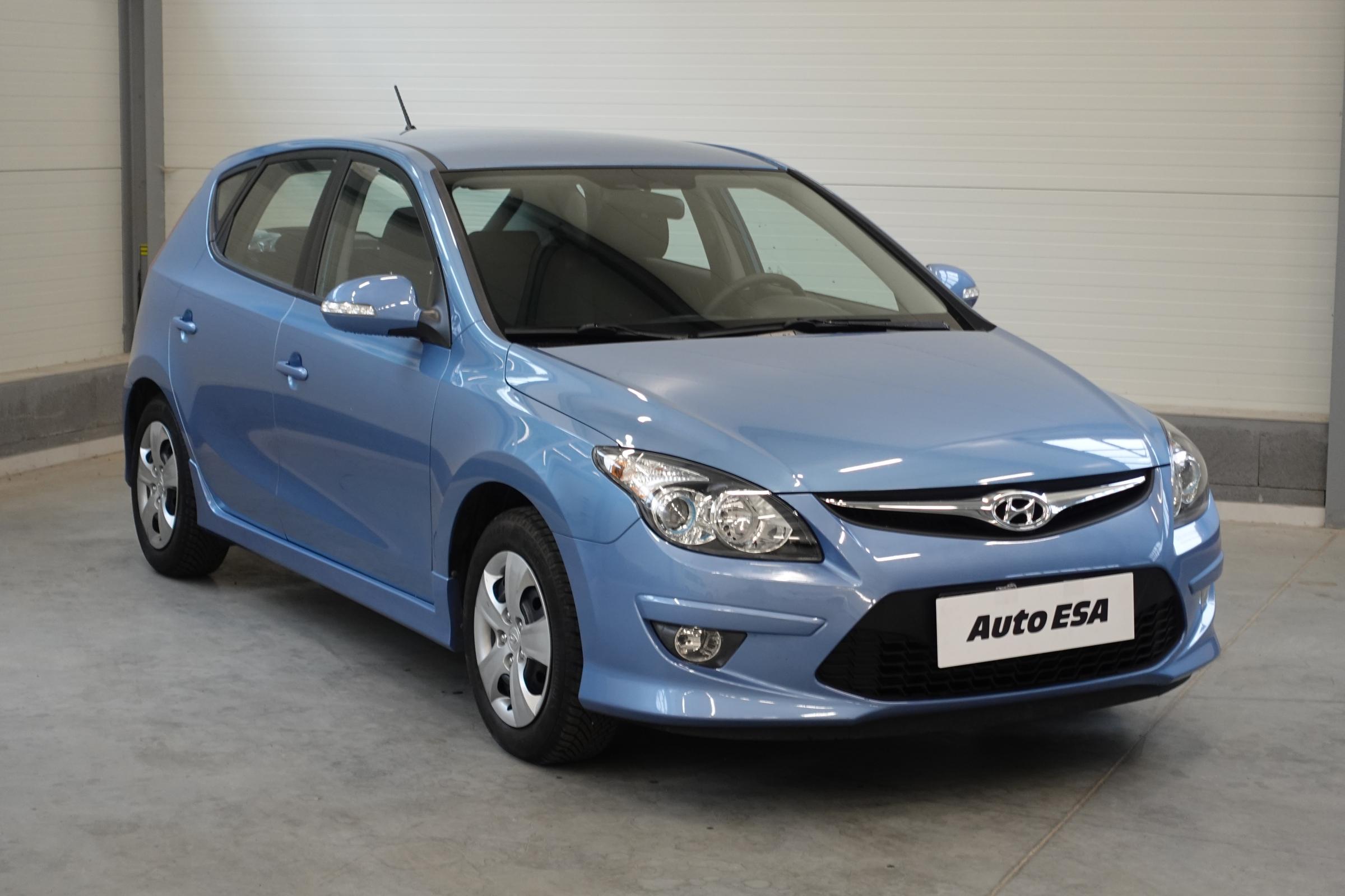 Hyundai i30, 2011