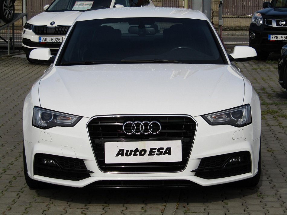 Audi A5 2.0TDi S-line